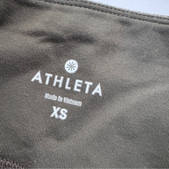 Athleta Criss Cross Drifter Tight Legging Olive Green Size XS - Picture 10 of 11